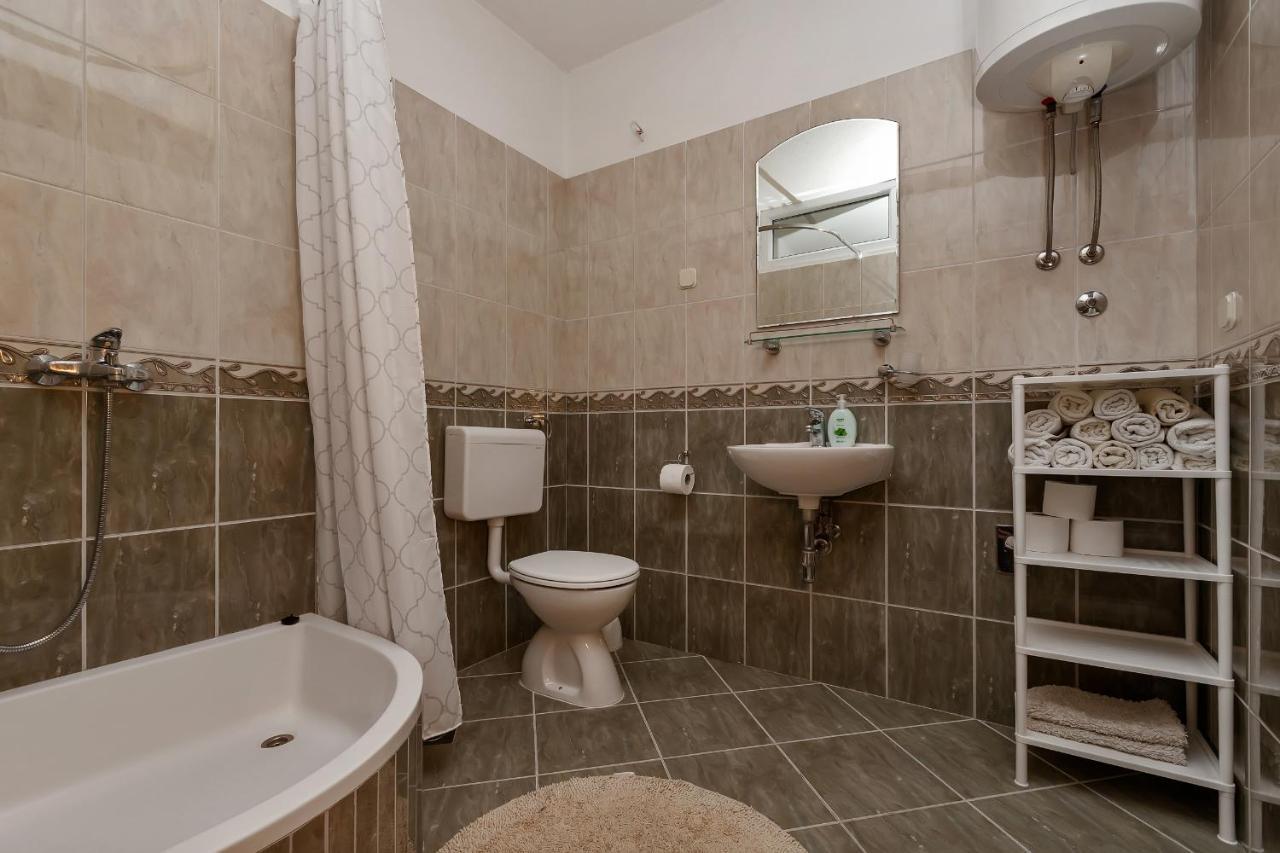 Apartmani Antonela Drasnice Esterno foto